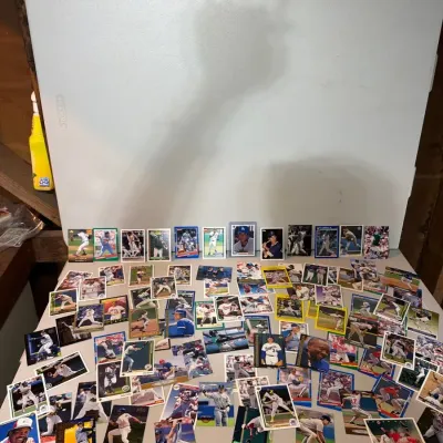 1990s Baseball Cards Lot (~100+) - Ken Griffey Jr, Pedro Martinez RC, Ryan, Ripken