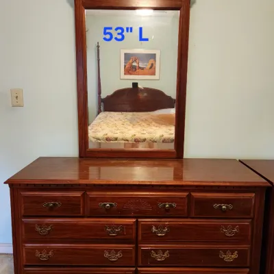 Sale Photo Thumbnail #61: Super clean Broyhill

$95
