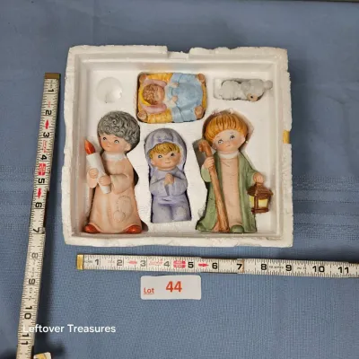 Sale Photo Thumbnail #105