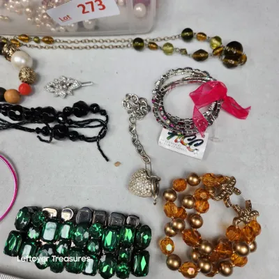 Sale Photo Thumbnail #672