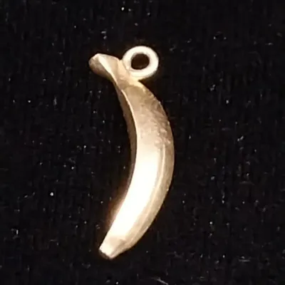 Mercurio 18k Crescent Moon Charm