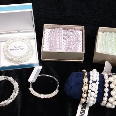 Polished Pearl Bracelets