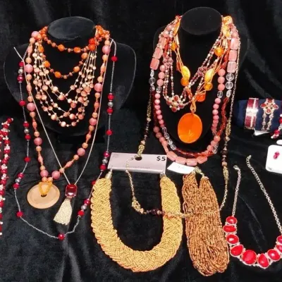 Radiant Red & Opulent Orange Collection 