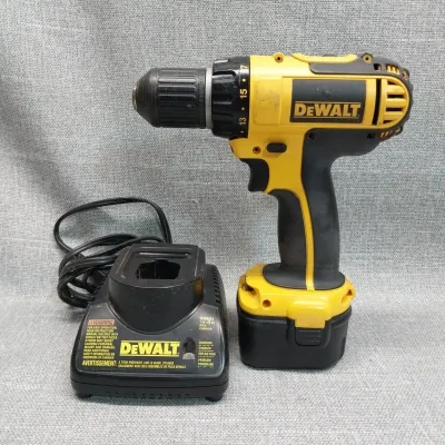 DeWalt 18v Cordless Compact Drill & Charger