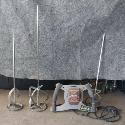 Rigid Single-Paddle Mixer