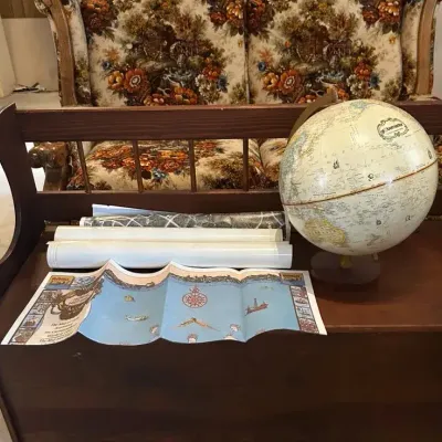 Vintage World Map Connoisseur Lot
