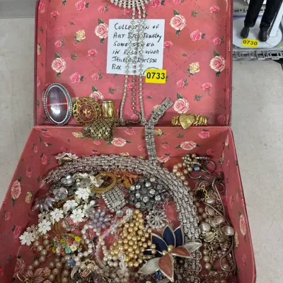 Sale Photo Thumbnail #698