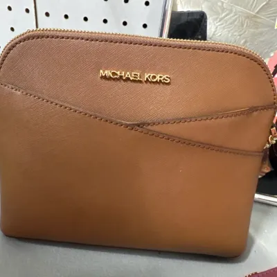 Sale Photo Thumbnail #838