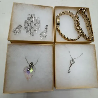 Sale Photo Thumbnail #435