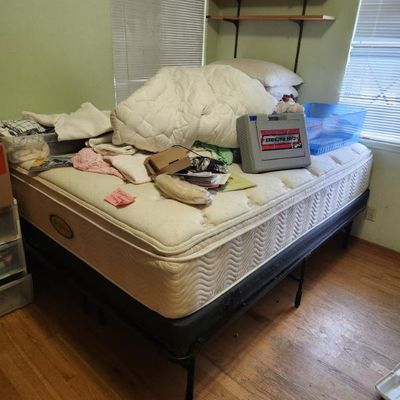 Sale Photo Thumbnail #50