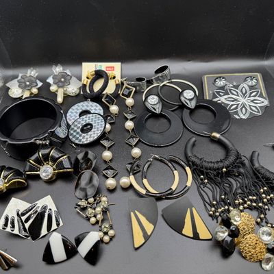 Sale Photo Thumbnail #35