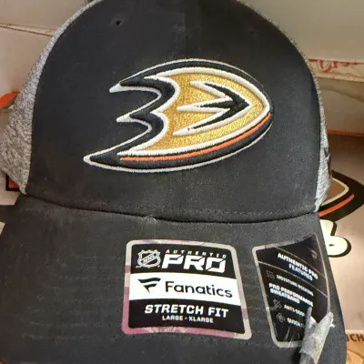 Sale Photo Thumbnail #9: Fanatics Authentic Pro Anaheim Ducks stretch-fit baseball cap, size Large/X-Large, featuring an embroidered team logo on the front and original stickers on the brim.