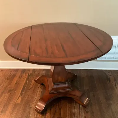 Hooker Drop-Leaf Round Table