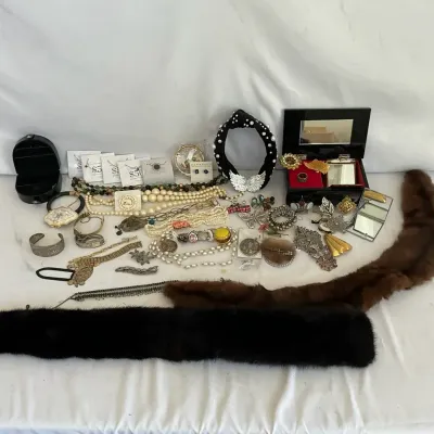 Spectacular Accessories