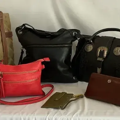 Handbags On The Go