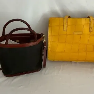 Vintage Dooney& Bourke, mustard yellow crocodile leather tote bag