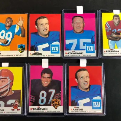1969 Topps Football Cards, 7 Total
