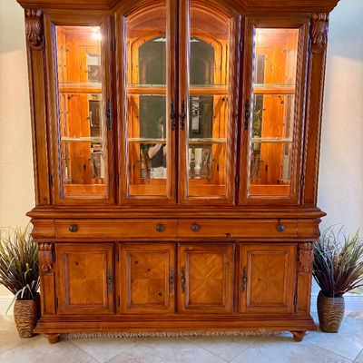 Traditional wood china cabinet and hutch with lower storage buffet. Measures: W - 67" / D - 16" / H - 85"