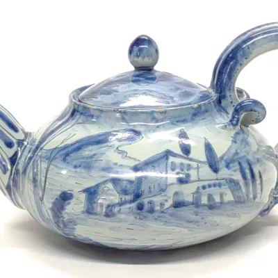 Sale Photo Thumbnail #695: Italian Cantagalli Teapot w/ Lid