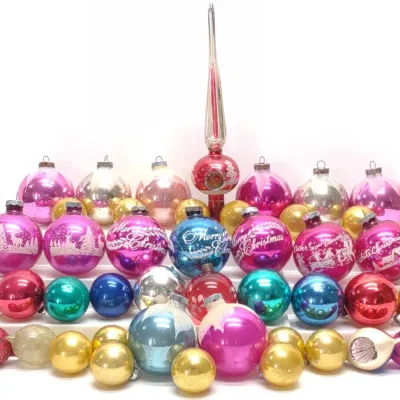 Sale Photo Thumbnail #606: 43 Vintage Glass Christmas Ornaments (Shiny Brite)