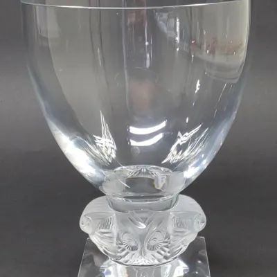 Sale Photo Thumbnail #241: Lalique Grand Ducs Owl Frosted Crystal Vase