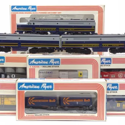 Sale Photo Thumbnail #426: American Flyer B&O Alco PA Diesel Loco Freight Set