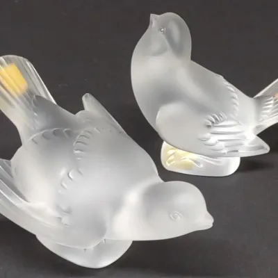 Sale Photo Thumbnail #667: 2 Lalique Sparrow Bird Crystal Sculptures