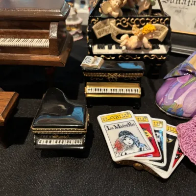 Sale Photo Thumbnail #298
