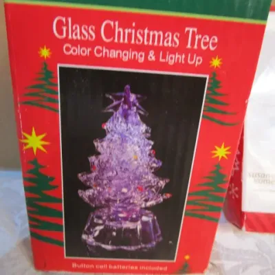 Sale Photo Thumbnail #887: Christmas tree changes colors 4", See pictures