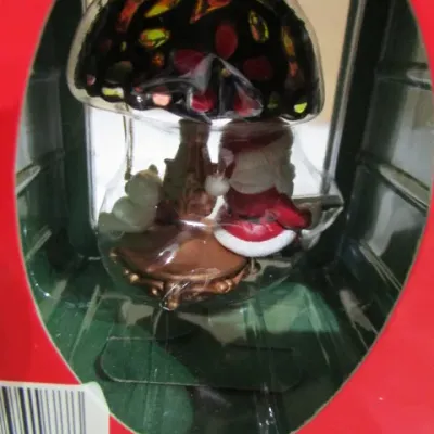 Sale Photo Thumbnail #601: Hallmark ornament is dated 1979, See pictures