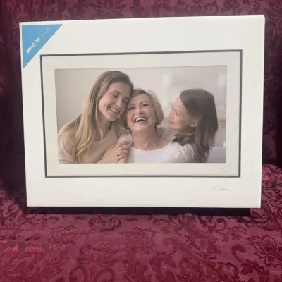 Sale Photo Thumbnail #44: Digital Picture Frame