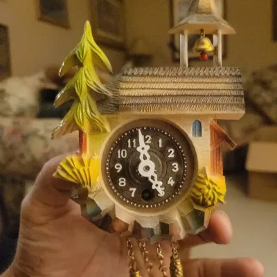 Sale Photo Thumbnail #49: Lux clock