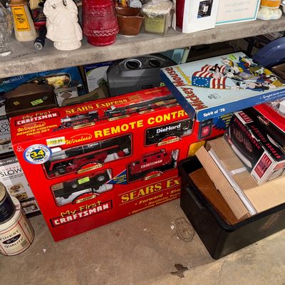 Estate sale photo