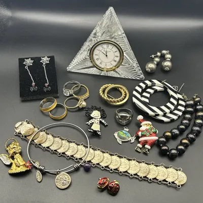Sale Photo Thumbnail #40