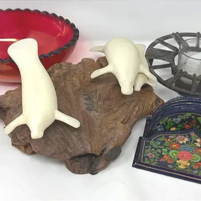 Eclectic Decor Featuring Pyrex, John Perry And More 