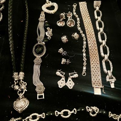 Sale Photo Thumbnail #40