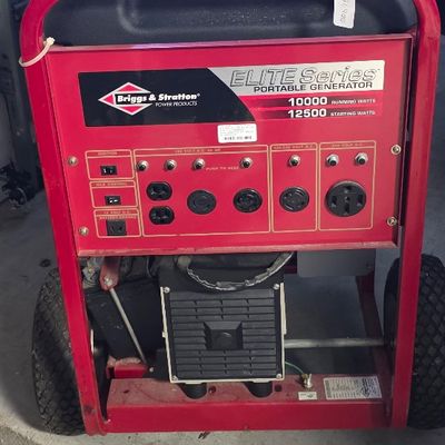 Sale Photo Thumbnail #143: Briggs and Stratton generator $1,400