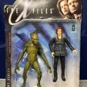 Vintage 1998 McFarlane Toys The X-Files "Fight the Future" Agent Scully action figure with alien, unopened in original blister...