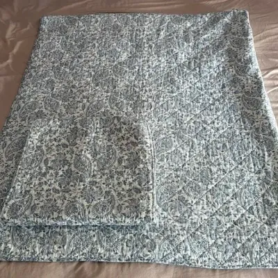 Rachel Zoe Double Sided Queen Sized Bedspread & Pillow Covers