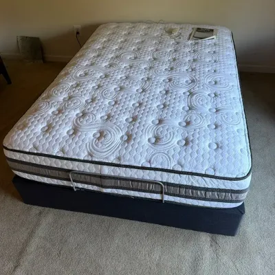 Tempur-Pedic Foundation With Serta Mattress