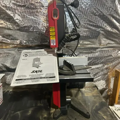 SKIL 2 Speed Band Saw