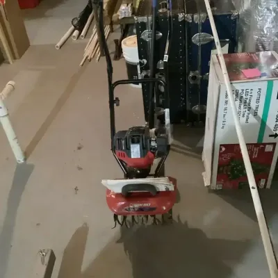 Troy Built 4 Cycle Gas Cultivator 