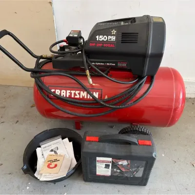 Craftsman 33 Gallon 150 PSI Air Compressor & Air Tool Kit