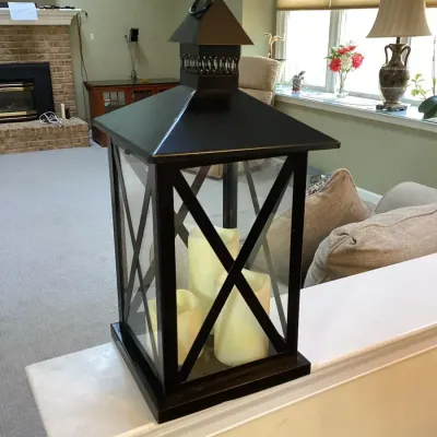 Lantern With Three Battery Candles