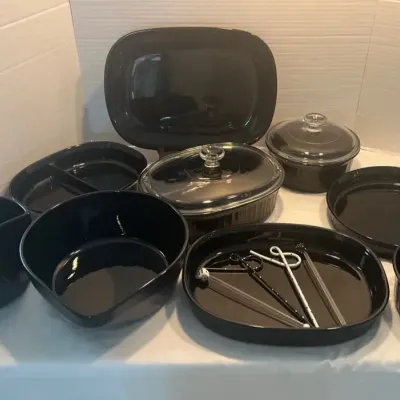 Black Corningware & More (15)