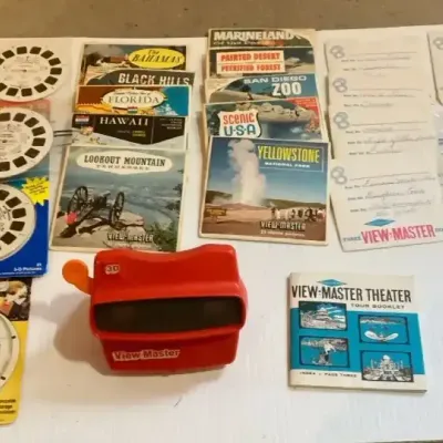 View-Master Theater Viewer & Assorted Reel Lot