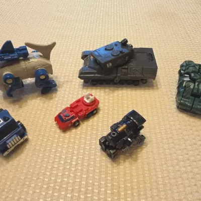 ​Vintage 1980s Transformers G1 & Sci-Fi Robot Lot - Sharkticon, Brawl Tank, Micromasters