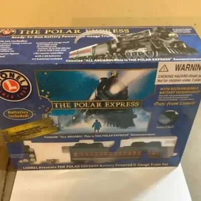 Lionel The Polar Express Battery-Powered G-Gauge Train Set - Complete in Box