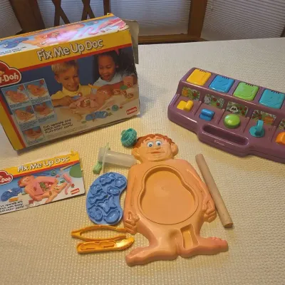 Vintage Play-Doh "Fix Me Up Doc" Operating Table Playset & Playskool Activity Toy Lot