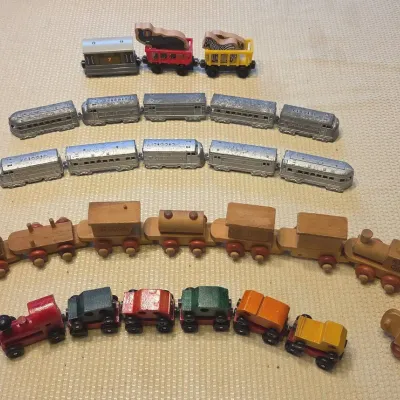 Vintage Wooden Toy Train Sets, Animal Cargo Cars & Metallic Streamliner Lot